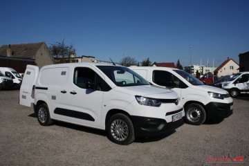 REZERWACJA AUTOMAT 1tyś km przebiegu full opcja zarejestrowany