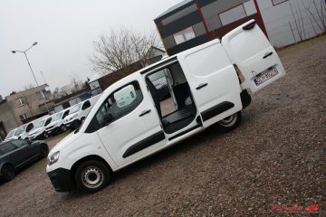 2xdrzwi boczne klima 2xkamera ZAREJESTROWANY