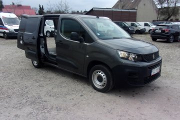 3osoby VAT1 zarejestowany klima po serwisie